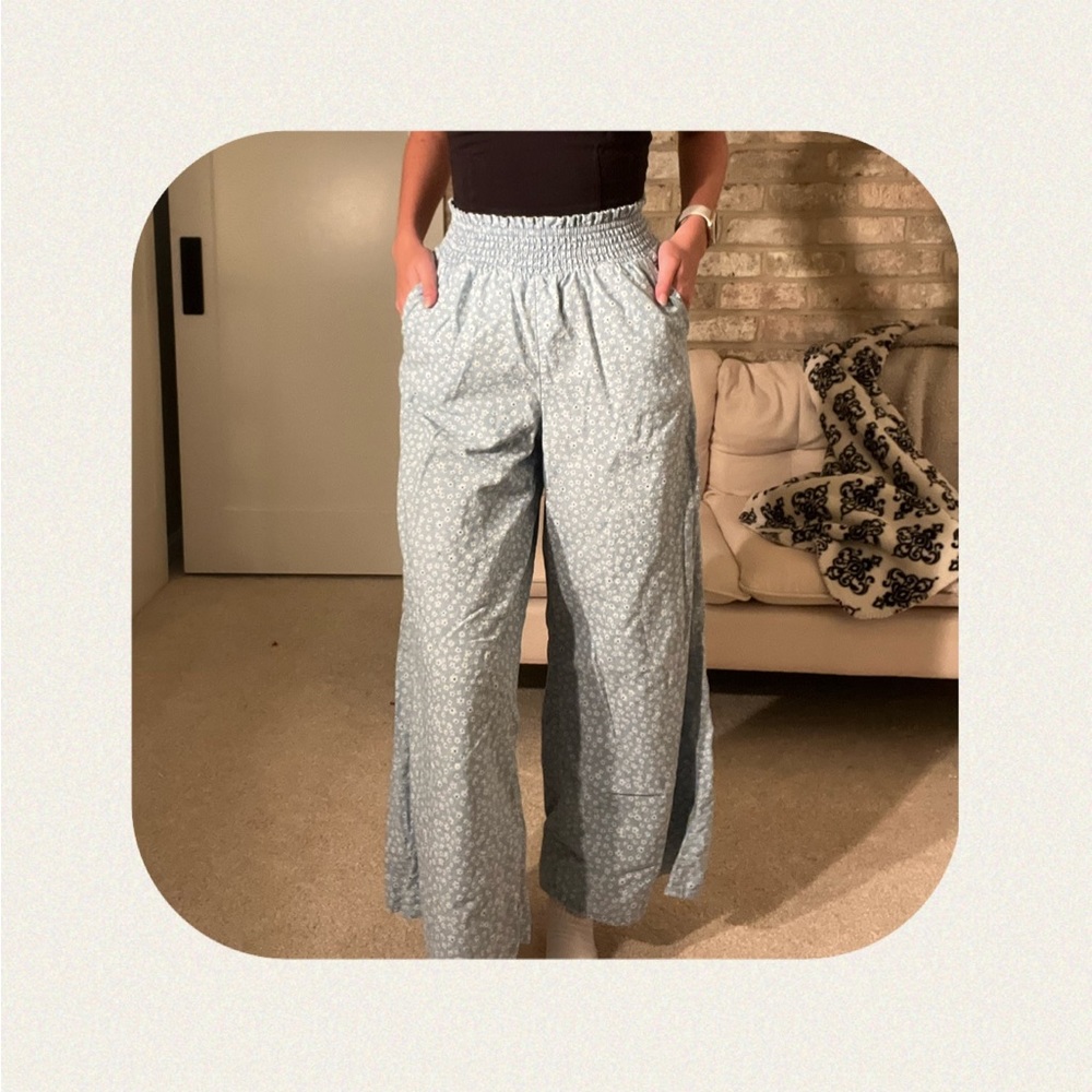 Light Blue American eagle flowy pants